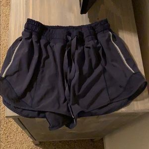 Lululemon shorts!
